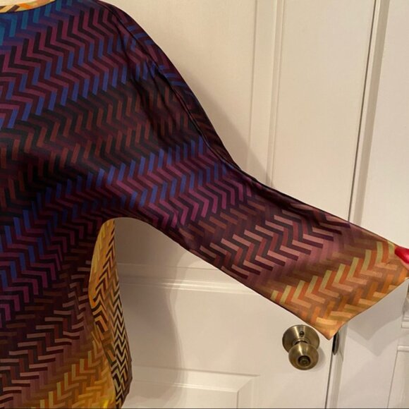 TRINA TURK TOP BLOUSE BLUE GOLD MULTI COLOR SILK SIZE S - Picture 4 of 9
